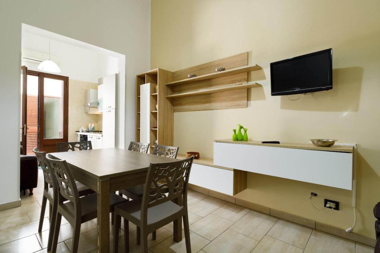 Vacation Rental "Nonna Cecilia" 레체 외부 사진